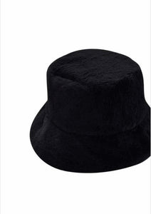 Tricy Faux Fur Bucket Hat